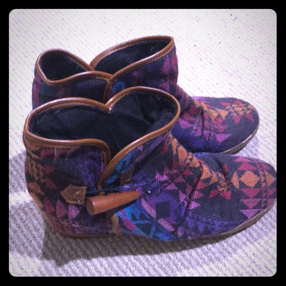 Multi colored wedge booties by Aldo size 8.5